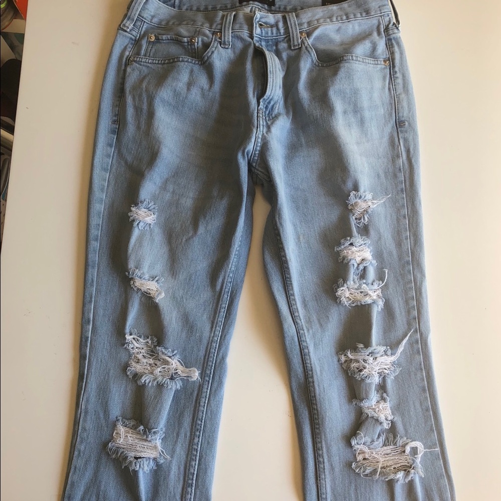 Bullhead Denim Ripped Jeans